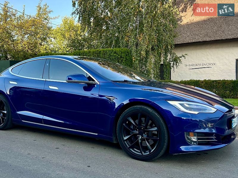 Tesla-10