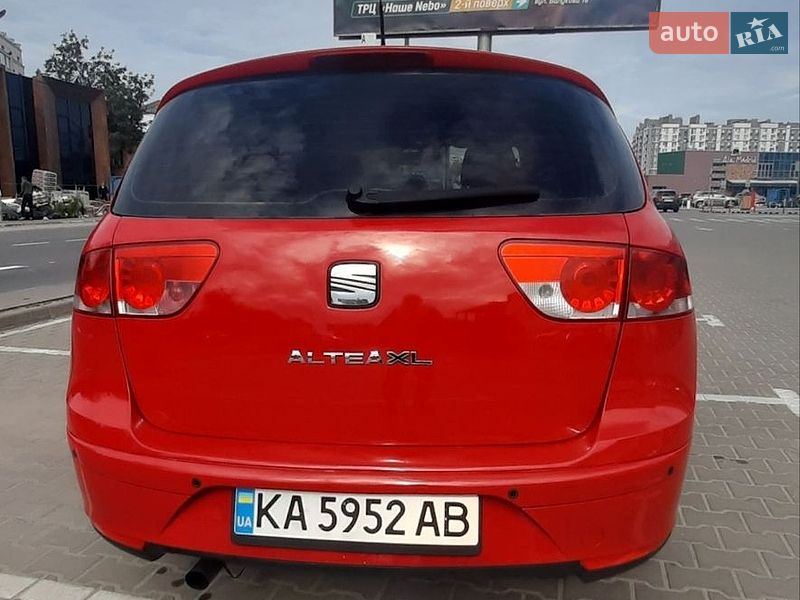 SEAT-10