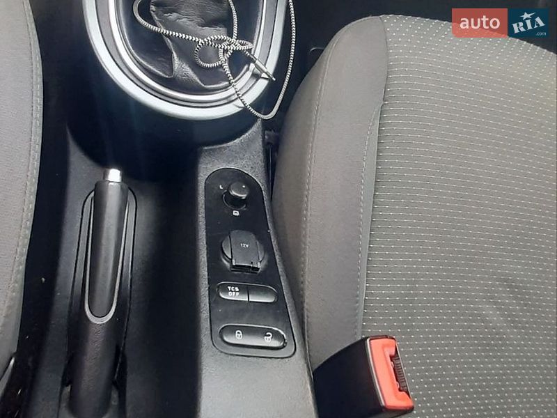 SEAT-5