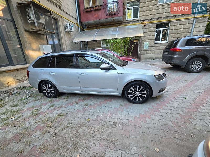 Skoda-7