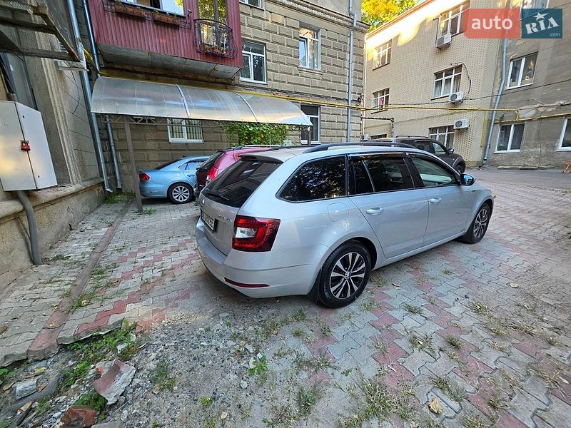 Skoda-9