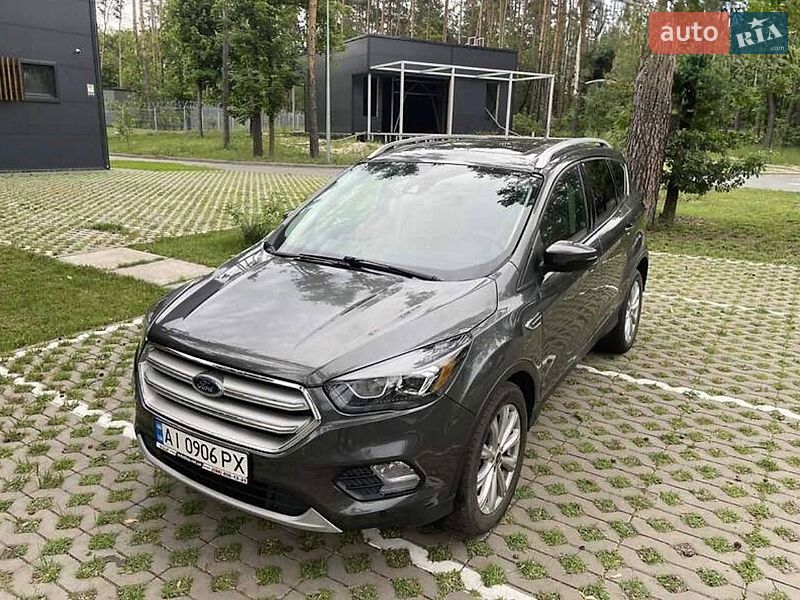 Ford-3
