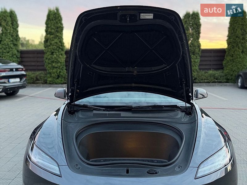 Tesla-3