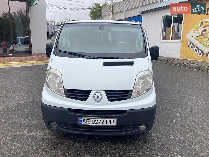 Renault-0