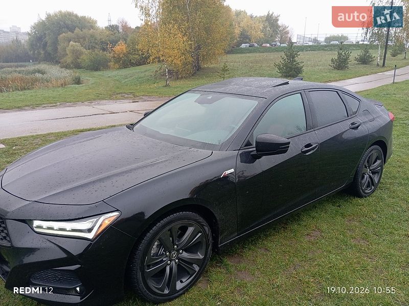 Acura-4