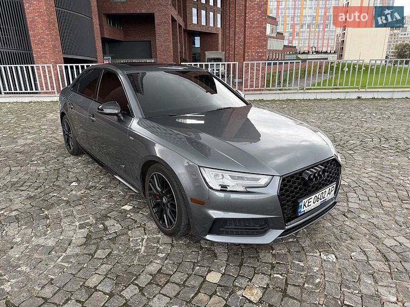Audi-30