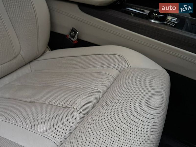BMW-35