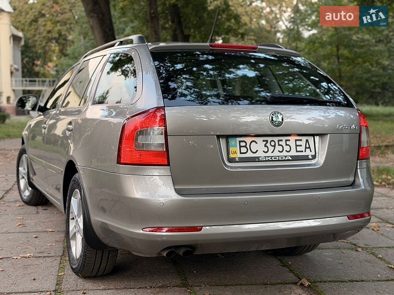Skoda-25