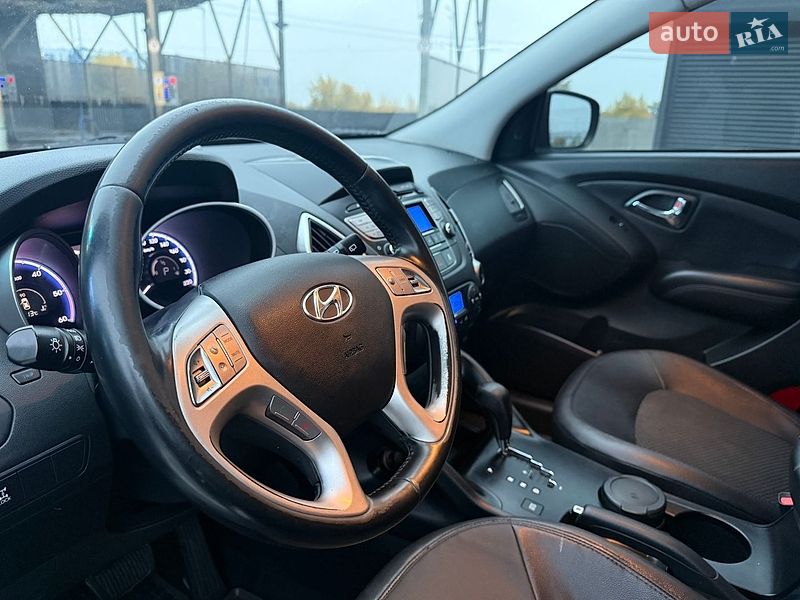 Hyundai-26