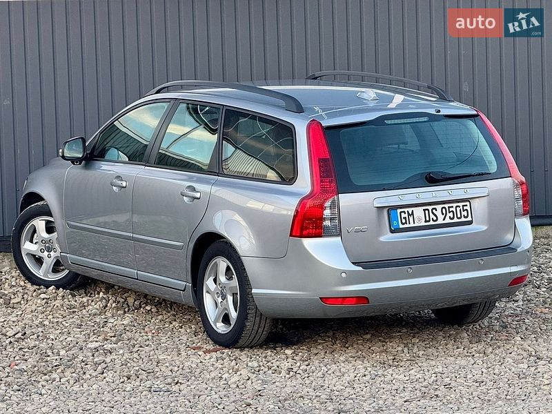 Volvo-76