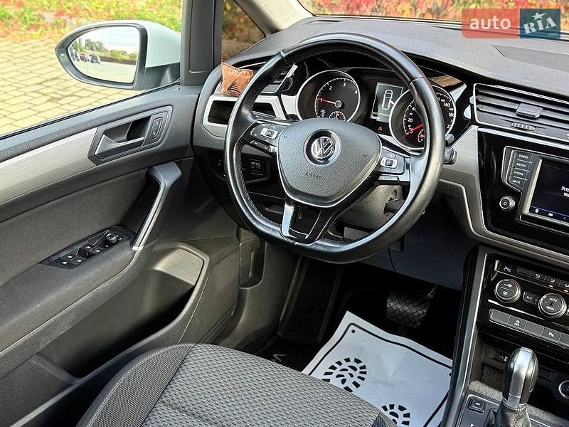 Volkswagen-25