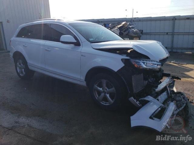 Audi Q7 2015 VIN WA1LMAFE1FD028704 фото оголошення 56 з 89