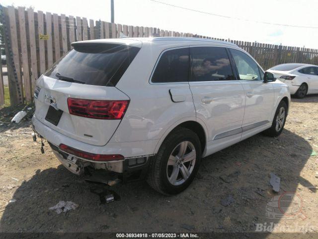Audi Q7 2018 VIN WA1LHAF79JD030876 фото оголошення 33 з 65
