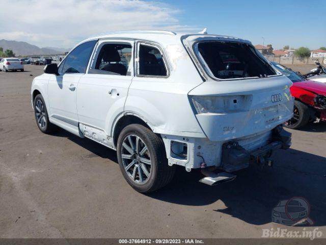 Audi Q7 2016 VIN WA1LAAF73HD031522 фото оголошення 40 з 71