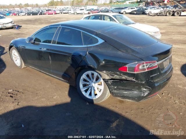 Tesla Model S 2018 VIN 5YJSA1E21JF266684 фото оголошення 46 з 62