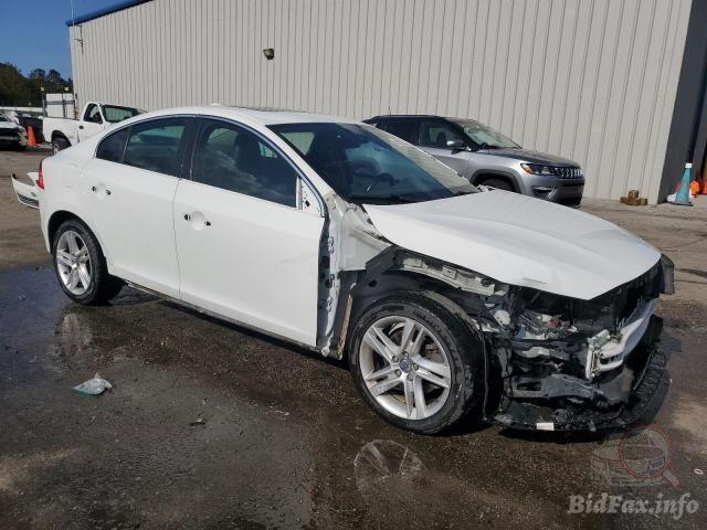 Volvo S60 2014 VIN YV140MFB9F2308339 фото оголошення 48 з 78