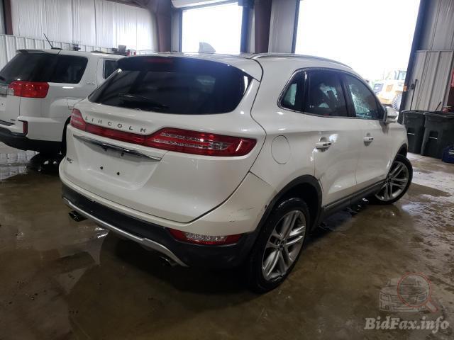 Lincoln MKC 2018 VIN 5LMCJ3D93KUL01810 фото оголошення 27 з 50