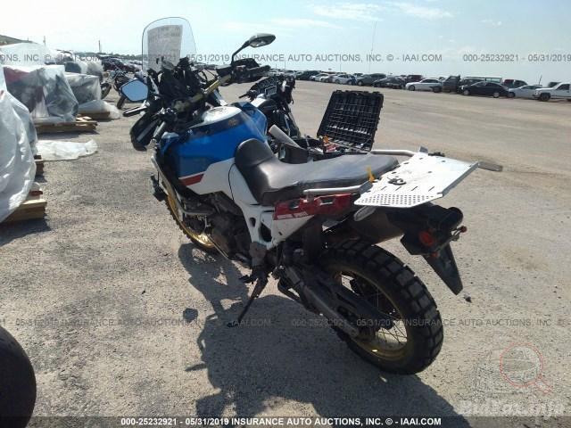 Honda CRF 1000L Africa Twin 2018 VIN JH2SD0450JK200067 фото оголошення 58 з 74