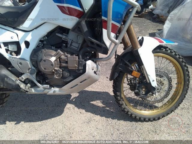 Honda CRF 1000L Africa Twin 2018 VIN JH2SD0450JK200067 фото оголошення 56 з 74
