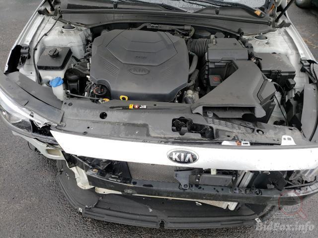 Kia Cadenza 2017 VIN KNALC4J16H5070200 фото оголошення 28 з 53