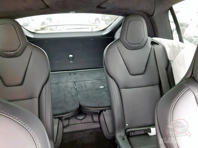 Tesla Model X 2018 VIN 5YJXCBE23JF102486 фото оголошення 32 з 55