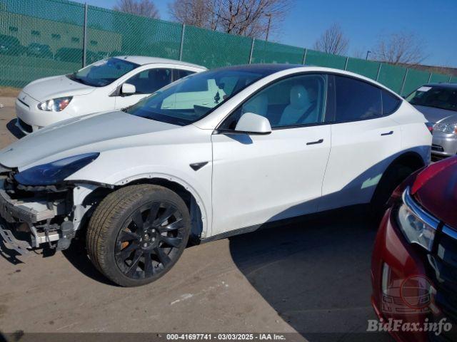 bidfax photo bidfax photo