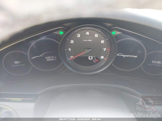 Porsche Cayenne 2020 VIN WP1AA2AY3LDA04136 фото оголошення 36 з 72
