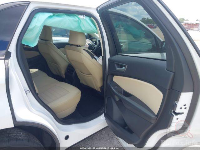 Ford Edge 2023 VIN 2FMPK4G90PBA53130 фото оголошення 25 з 59