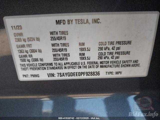 bidfax photo bidfax photo