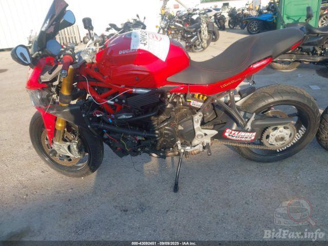 bidfax photo bidfax photo