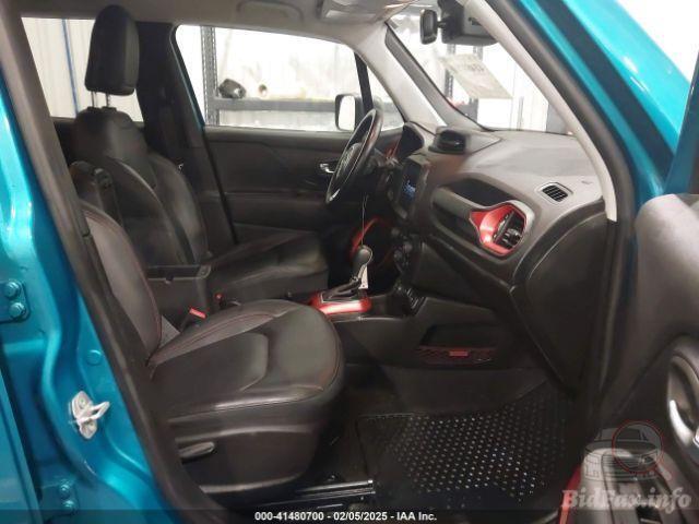 Jeep Renegade 2021 VIN ZACNJDC13MPM13834 фото оголошення 50 з 78