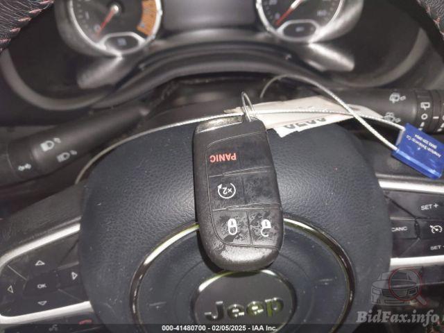 Jeep Renegade 2021 VIN ZACNJDC13MPM13834 фото оголошення 44 з 78