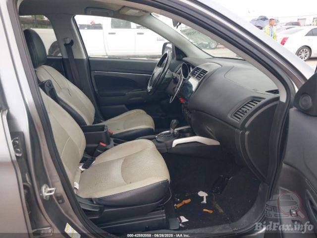 Mitsubishi Outlander Sport 2013 VIN 4A4AP3AU4EE015087 фото оголошення 19 з 47