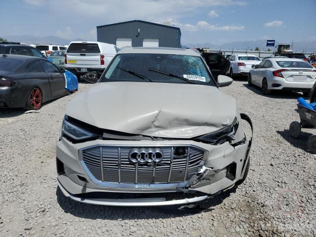 Audi e-tron 2019 VIN WA1LAAGE2KB024948 фото оголошення 91 з 114