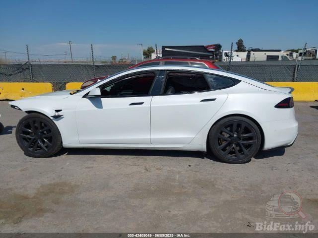 bidfax photo bidfax photo