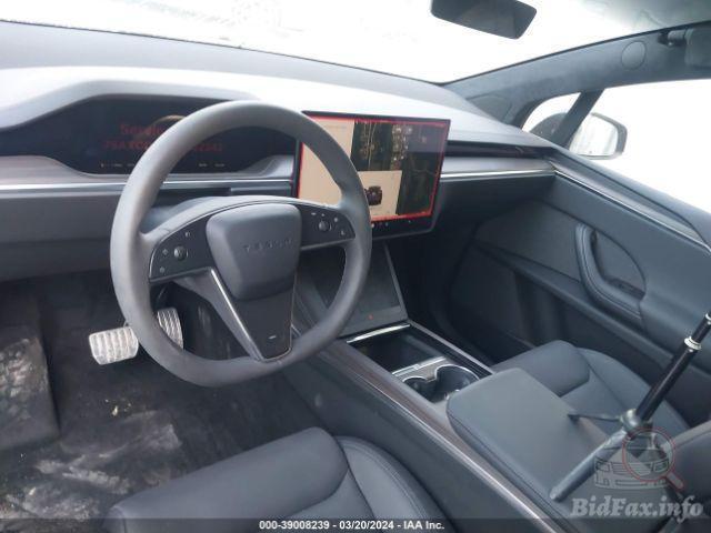 Tesla Model X 2023 VIN 7SAXCDE56PF422242 фото оголошення 25 з 47
