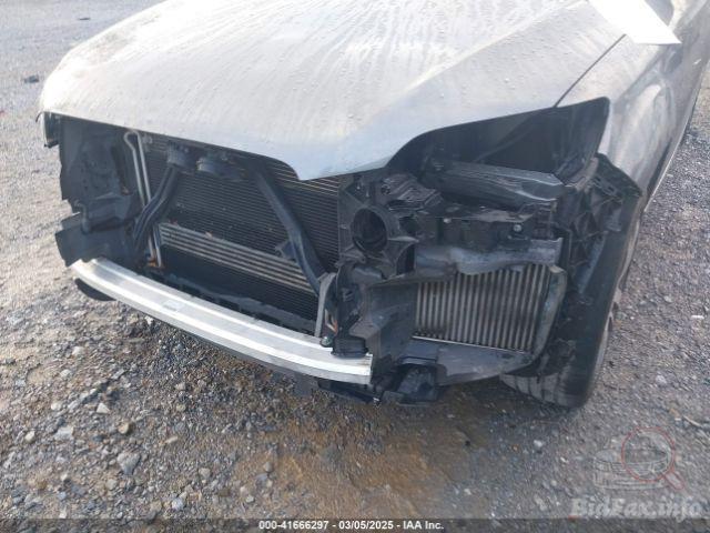 Audi Q7 2014 VIN WA1LMAFE9ED017240 фото оголошення 55 з 89