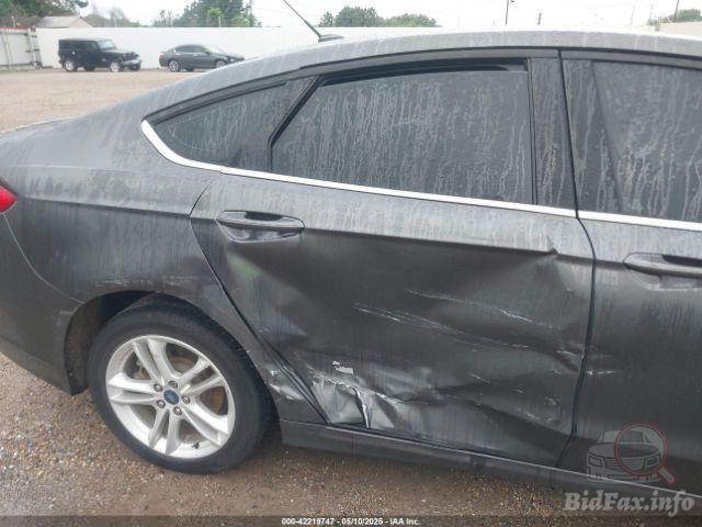 Ford Fusion 2017 VIN 3FA6P0UU9JR122947 фото оголошення 25 з 60