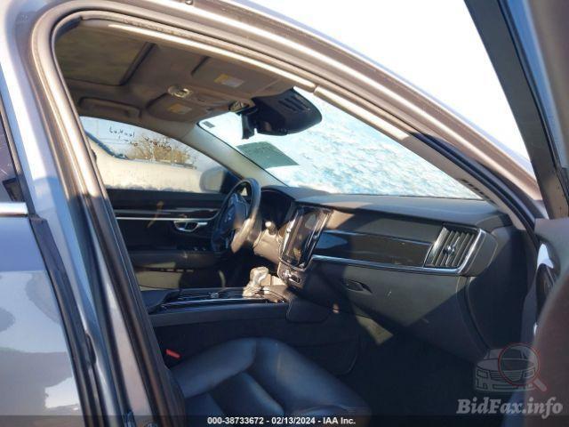 Volvo S90 2017 VIN LVY992MKXJP035828 фото оголошення 38 з 67