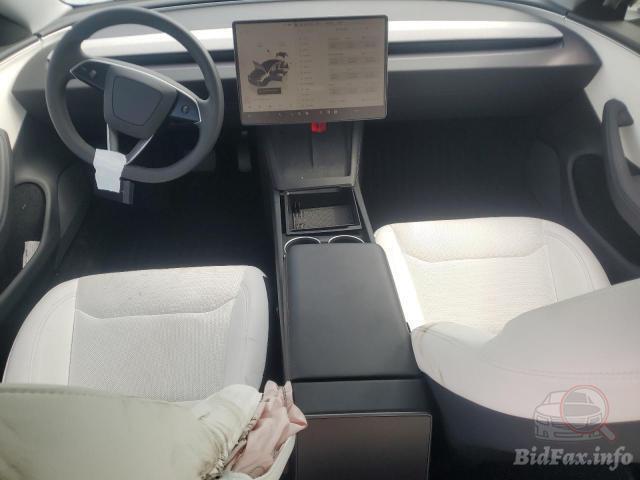 Tesla Model 3 2025 VIN 5YJ3E1EA1SF978789 фото оголошення 16 з 41