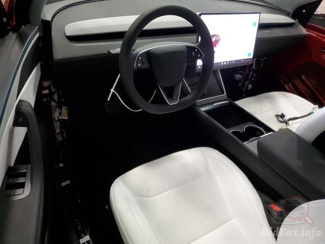 Tesla Model Y 2025 VIN 7SAYGDEE0TF338047 фото оголошення 34 з 55