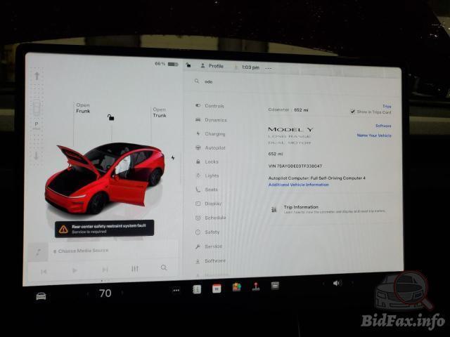 Tesla Model Y 2025 VIN 7SAYGDEE0TF338047 фото оголошення 33 з 55
