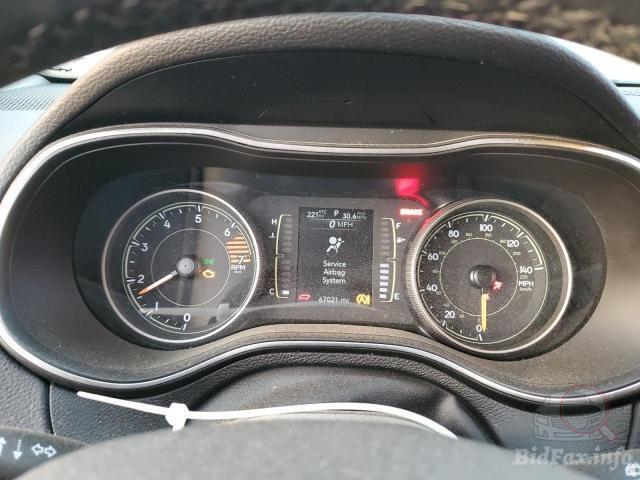 Jeep Cherokee 2019 VIN 1C4PJLLB9KD382311 фото оголошення 31 з 61