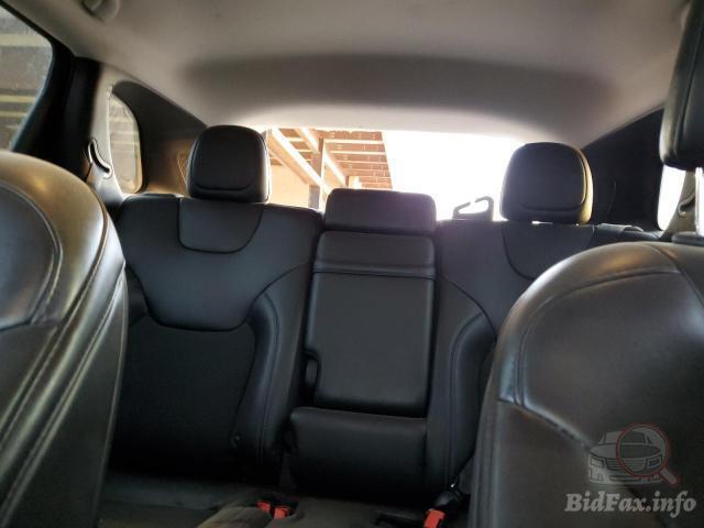 Jeep Cherokee 2019 VIN 1C4PJLLB9KD382311 фото оголошення 30 з 61