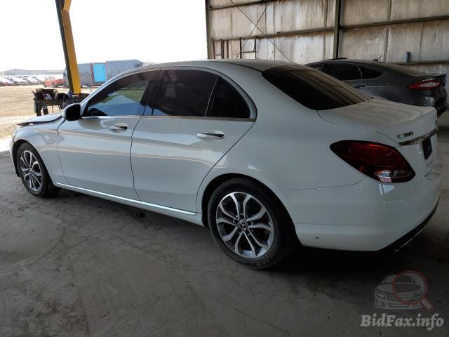 Mercedes-Benz C-Class 2018 VIN 55SWF4JB3JU267893 фото оголошення 55 з 85