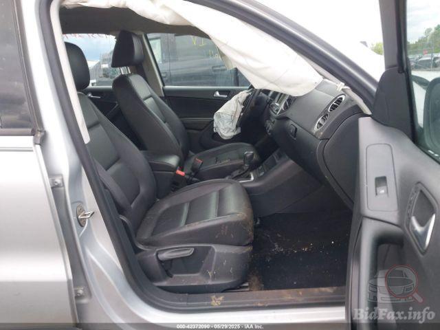 Volkswagen Tiguan 2016 VIN WVGBV7AX6GW584857 фото оголошення 25 з 59