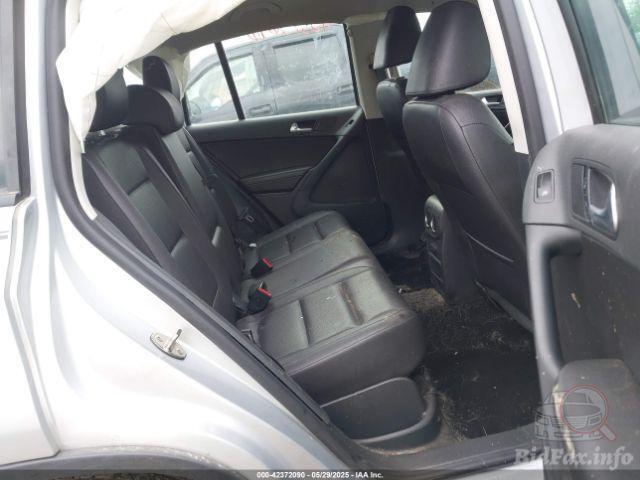 Volkswagen Tiguan 2016 VIN WVGBV7AX6GW584857 фото оголошення 22 з 59