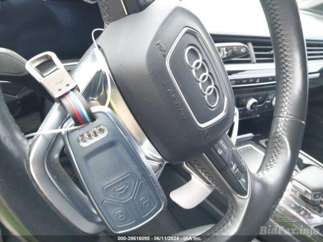 Audi Q7 2016 VIN WA1LAAF76HD036522 фото оголошення 33 з 73