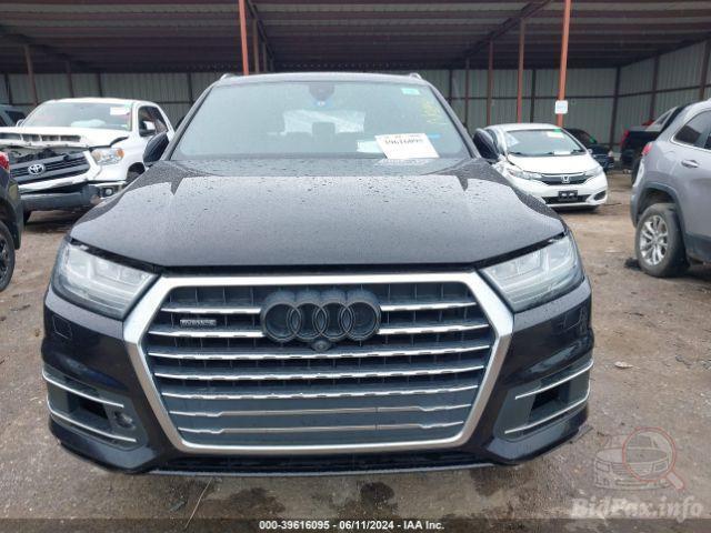 Audi Q7 2016 VIN WA1LAAF76HD036522 фото оголошення 32 з 73