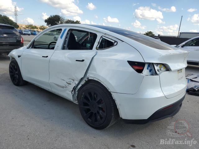 Tesla Model Y 2021 VIN 5YJYGDEE9MF209321 фото оголошення 39 з 59